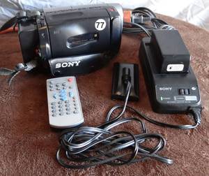 lot 77 image: Sony Handycam Vision Video Hi8 Camera Camcorder  W Charger & Remote