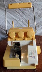 lot 95 image: Singer Tiny Serger Model TS380 Overedging Sewing Machine