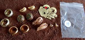 lot 99 image: ASSORTMENT OF JEWELRY AS SHOWN