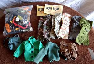 lot 120 image: ASSORTMENT OF VINTAGE GI JOE GEAR AND CLOTHING