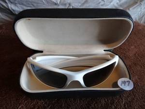 lot 197 image: Oakley Fuel Cell POLARIZED Sunglasses