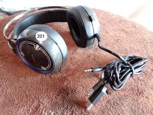 lot 201 image: NICE PAIR OF E-BLUE HEADPHONES