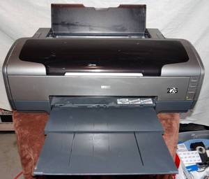 lot 226 image: Epson Stylus Photo R1800 Digital Photo Inkjet Printer