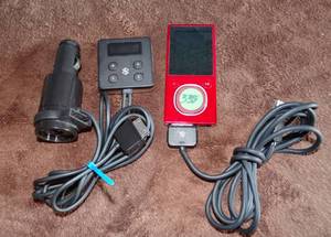 lot 339 image: Microsoft Zune 8 Black ( 8 GB ) Digital Media Player & Radio Player