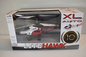lot 21 image: LiteHawk XL Auto Helicopter 2.4GHz RC Toy