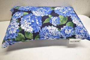 lot 92 image: Plow and Hearth Blue Flower Throw Pillow