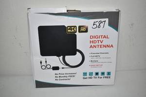 lot 133 image: Digital HDTV Antenna
