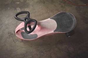lot 164 image: Wiggle Carts Pink
