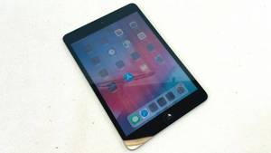 lot 182 image: Apple iPad Mini 2 Space Gray 64GB (sometimes has LCD issues, turn screen onoff to fix, everything else works fine)