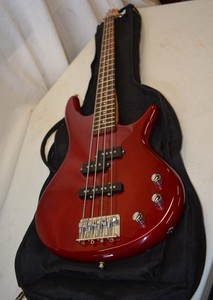 lot 2 image: Ibanez Electric Bass Guitar and Soft Case