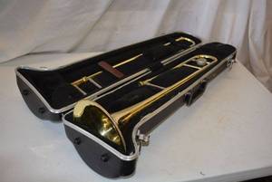 lot 10 image: Trombone by Yamaha with hard Case