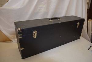 lot 15 image: DA-LITE rear Projector Screen 7.5 X 10 and Frame