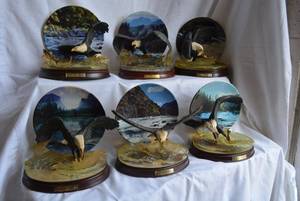 lot 76 image: Collector Eagle Plate and Figurine Collection of 6