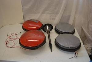 lot 48 image: Traffic Signal Lights, 2 Red, 2 Clear and 1 Solar Yard Light (Sensor not working)