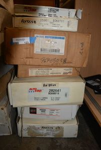 lot 123 image: Brake and Clutch Parts as shown