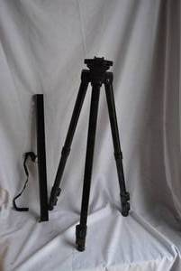 lot 297 image: Artify Easel with Adjustable Legs
