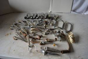 lot 322 image: Variety of Car Handles, some vintage, see pictures