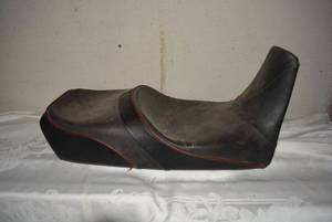 lot 339 image: Motorcycle Seat with Red Stripe