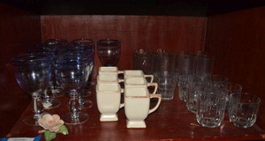 lot 359 image: Blue Stripe Glass Set, Square Mug Set, Tumbler and Juice Set