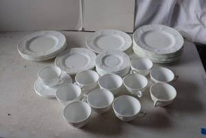 lot 431 image: Vintage Milk Glass Plates and TeaCoffee Cup Set, Grapevine Design