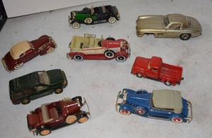lot 402 image: Cast metal and plastic Model Cars as shown 412 -7 in length see pics