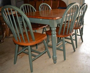 lot 493 image: Winsome Kitchen Table and 6 Chairs, Windsor Chairs, BeechAntique Green, as shown, Made in Thailand