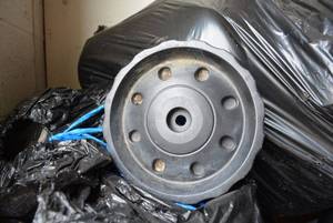 lot 516 image: Bag of Plastic wheels for outdoor use, Grills and furniture approx 20-30 pieces