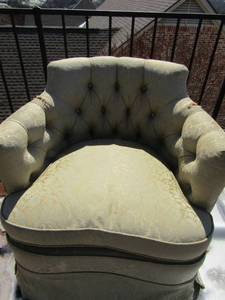 lot 11 image: Greenwood Mark particular chair on wheels small tear on arm