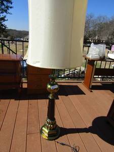 lot 23 image: table lamp 48 glass globe  brass and wood base shade damaged
