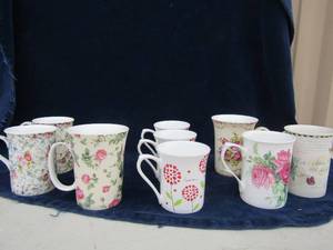 lot 96 image: Lot of Gracie bone china  cups assorted designs
