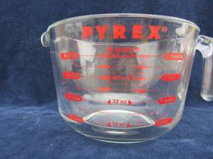 lot 108 image: 4  Pyrex measuring cups FROM 2 CUP TO 4 CUPS