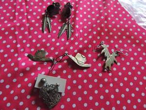 lot 156 image: Sterling silver TW 50 gms. -Filagree heart earrings, bear earrings, hat earrings, native American black stone pair earrings