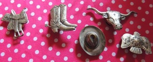 lot 162 image: Western button covers silver tone