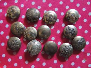 lot 167 image: 13 Button covers Aztec designs