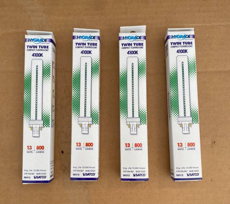lot 48 image: 4 HYGRADE TWIN TUBE COMPACT FLOURESCENT 4100K 13 WATTS, 800 LUMENS S8312 SATCO