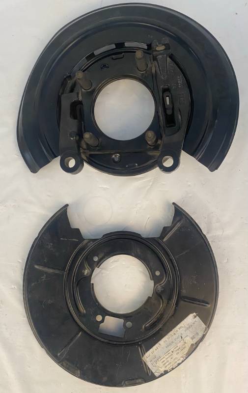 lot 90 image: FORD 5C32-2209-A REAR BRAKE ASSEMBLY 2005-2008