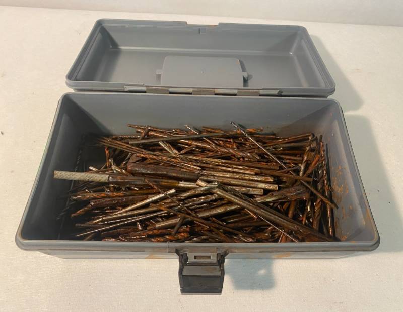 lot 143 image: Tool Box Packed with various drill bits