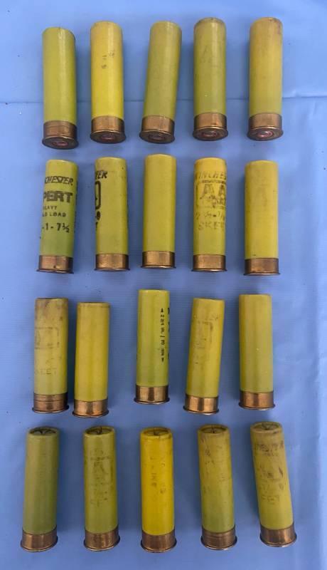 lot 199 image: Winchester 12 ga Shotgun Shells