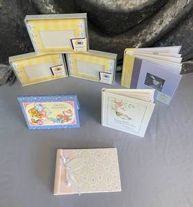 lot 151 image: Hallmark Photo Cards and Photo Albums