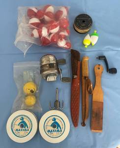 lot 203 image: Various Fishing Items