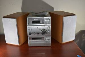 lot 28 image: Sony AMFM Cassette and CD Player WRemote and Speaker System # SS-CCP500