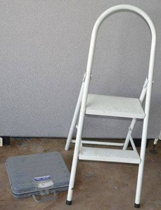 lot 65 image: Pelouze Utility Scale and Step Stool - 41.75