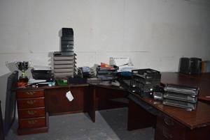 lot 69 image: Large Lot of Office Supplies, see pictures