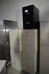 lot 70 image: 2 Drawer Metal File Cabinets (5 Total)