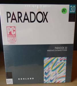 lot 85 image: Borland PARADOX 3.0 Immediate Database Power Software - New & Sealed