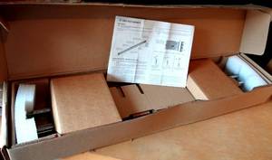 lot 116 image: New in Box - Computer Sever Side Rail Install Kit