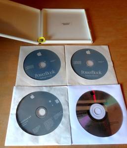 lot 138 image: APPLE POWERBOOK CD INSTALLATION BUNDLE