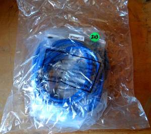 lot 203 image: 100 FT - 350 Mhz CAT 5E PATCH CORD - NIP