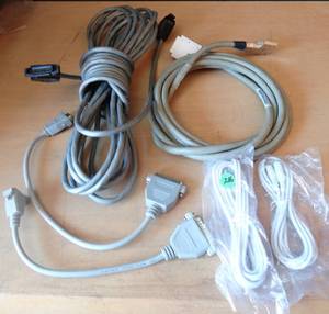 lot 216 image: LOT OF COMPUTER CABLES AS SHOWN