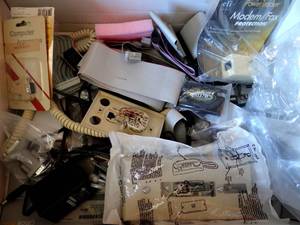 lot 218 image: LARGE LOT OF COMPUTER RELATED GOODS